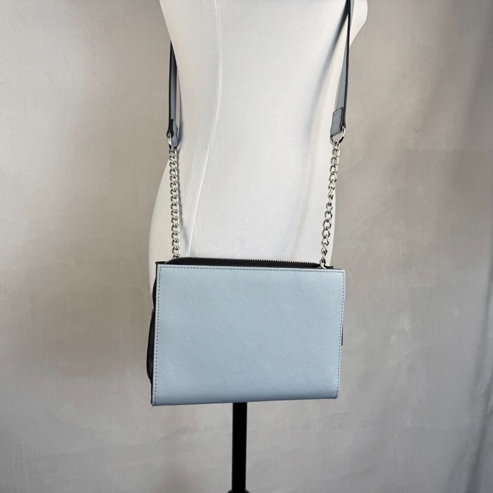 Steve Madden Crossbody Bag with side compartment for cards - Picture 3 of 9